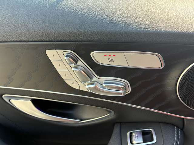 CクラスC200 アバンギャルド AMGライン