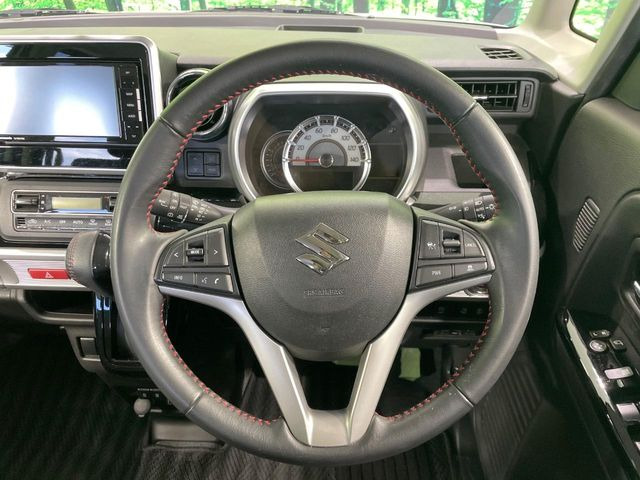 �y�����v�����X�e�A�����O�z�㎿�Ȋv���g�p���邱�ƂŁA��ɂ����������݂ƂĂ��^�]���₷���n���h���ł���