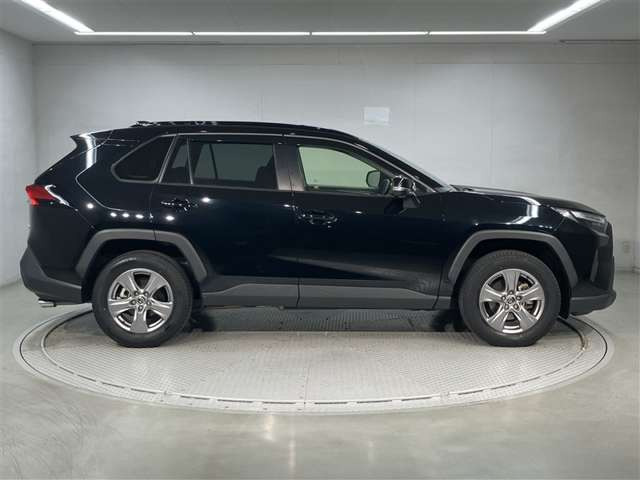 RAV42.5 ハイブリッド X