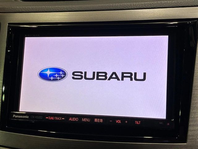 【純正ナビ】人気の純正ナビを装備。オーディオ機能も充実しており、Bluetooth接続すればお持ちのスマホやMP3プレイヤーの音楽を再生可能!毎日の運転がさらに楽しくなります!!