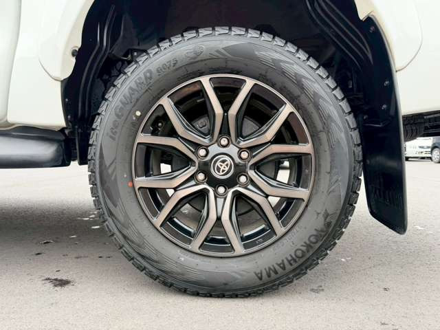 気になるお車がありましたら右の電話番号から直接お店にお問い合わせください。支払方法から車両情報、状態までなんでもご説明させて頂きます。スタッフ一同ご連絡お待ちしております。