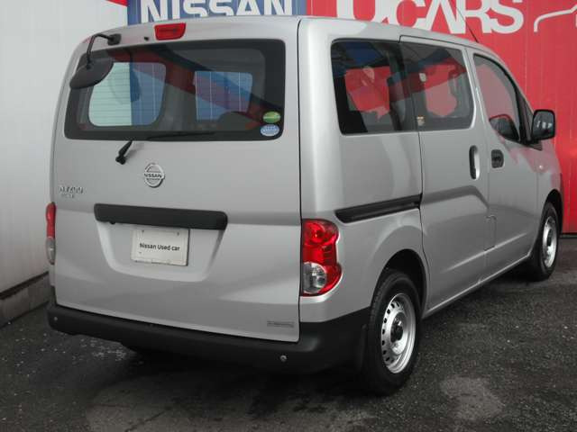 NV200バネットバン1.6 DX