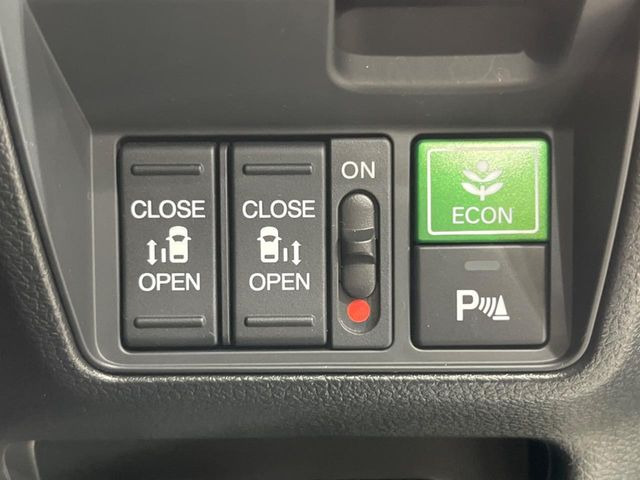 オデッセイ2.0 e:HEV アブソルート EX