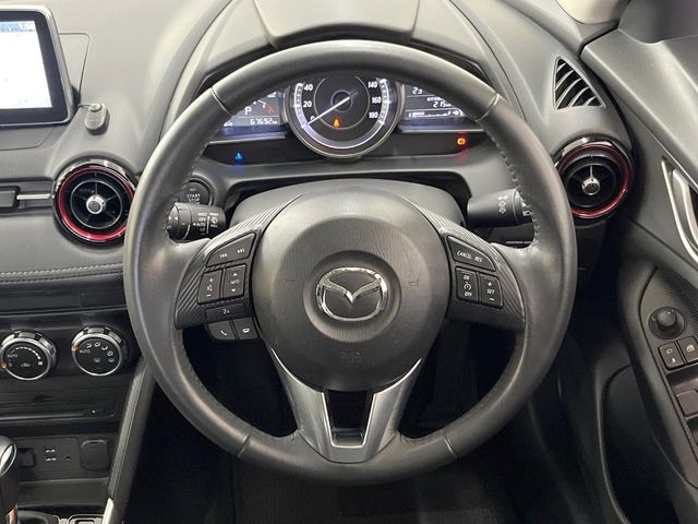 【ステアリングスイッチ】運転中、前方から目線をそらすことなく、オーディオ等の操作が可能な便利機能!安心&快適なドライブを演出してくれます♪