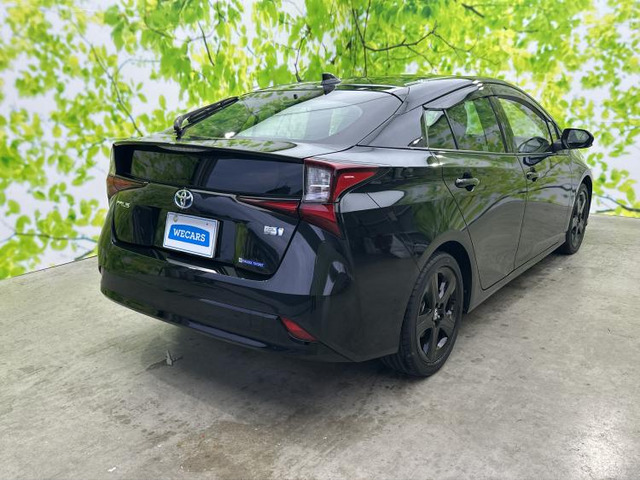 プリウス1.8 S ツーリングセレクション ブラックエディション