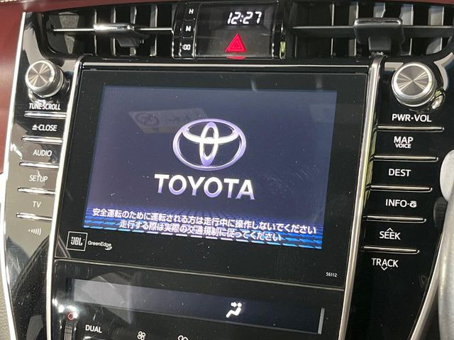 �y���[�J�[����8�^�i�r�z�C���e���A�ɗn�����ރX�^�C���b�V���ȁu��p�݌v�v���[�J�[�i�r�𑕔��􎋔F���⑀�쐫�ȂǊ�{���\�ɂ��D��A���㎿�ȃJ�[���C�t�����y���݂��������܂��B