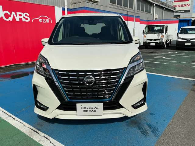 セレナ1.2 e-POWER ハイウェイスターV