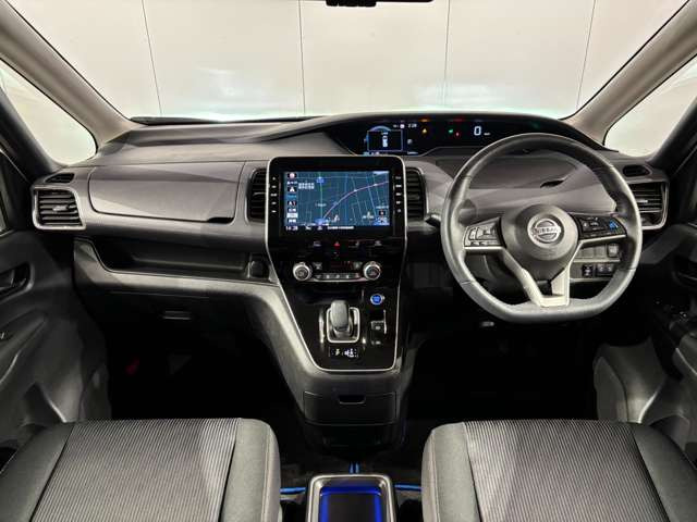 セレナ1.2 e-POWER ハイウェイスターV