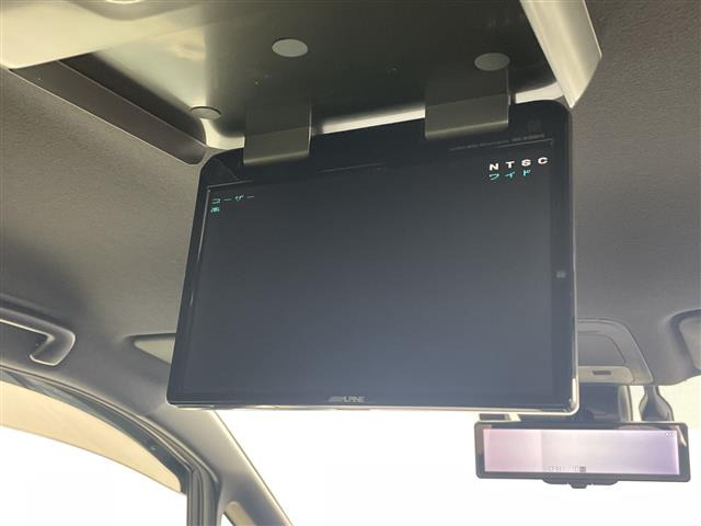 ヴォクシー1.8 ハイブリッド ZS 煌