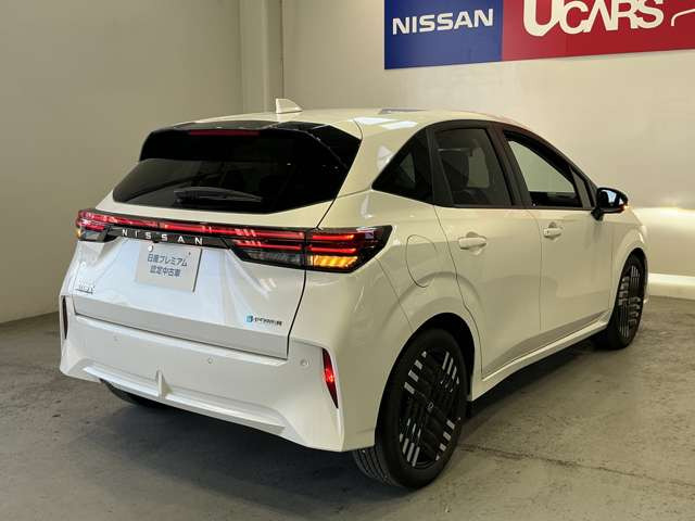 ノートオーラ1.2 G レザーエディション