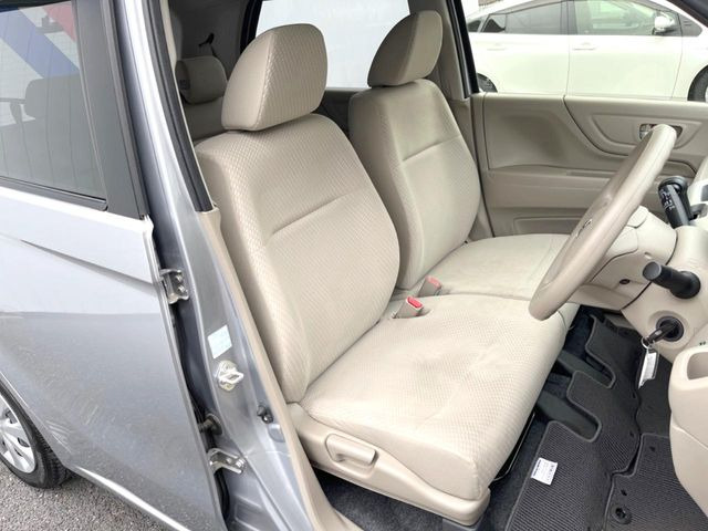 �^�]�Ȃ܂��ɂ͏\���ȃX�y�[�X������A�啿�ȕ��ł��������^�]���Ă�����������ł��B