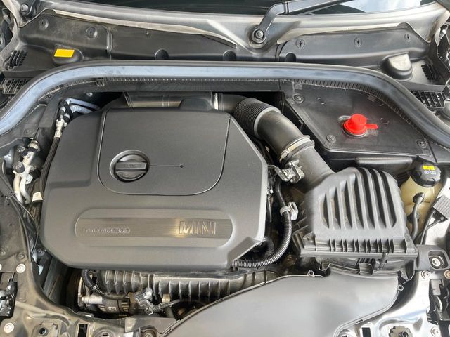 �����X�ł́A�e���[�J�[�̐�p�f�f�e�X�^�[�𓱓��B���Ǝ��i�����e�N�j�J���X�^�b�t���풓���Ă���܂��̂ŁA������̍ۂɂ����S���Ă����p���������܂��B