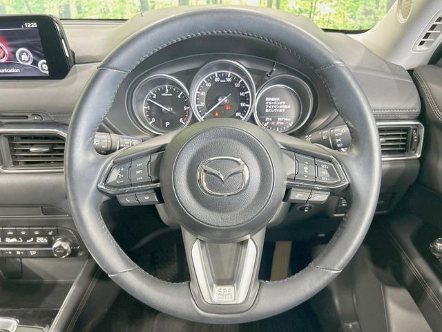 �y�����v�����X�e�A�����O�z�㎿�Ȋv���g�p���邱�ƂŁA��ɂ����������݂ƂĂ��^�]���₷���n���h���ł���