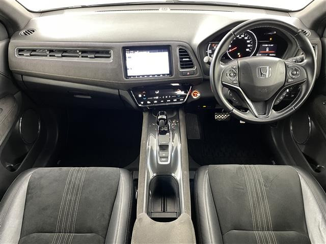 ヴェゼル1.5 ハイブリッド RS ホンダセンシング