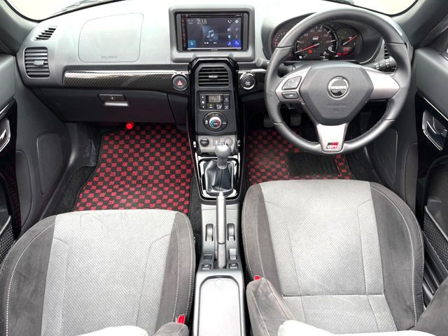 �O���[�v���݌ɐ���30,000��!!�S���̌n��X���烁�[�J�[�E�Ԏ��킸���Љ�o����̂ŁA���Ȃ��Ƀs�b�^���̂��Ԃ�������͂��ł���܂��͂��₢���킹��������