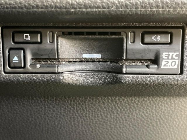 【ETC】高速道路の料金所をストレスなく通過!話題のスポットやサービスエリアに多い「スマートIC」利用時は必須のアイテムです。当店でセットアップを実施、ご納車当日からすぐにご利用いただけます!