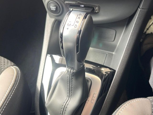 ��MT���[�h�t��AT:�ʏ�͎����ł����Ȃ���ϑ�(�M�A�`�F���W)���h���C�o�[�̑���ɂ���ĈӐ}�I�ɕς�����V�X�e���ł��B����w���i�̃h���C�u�����y���݂��������܂�!