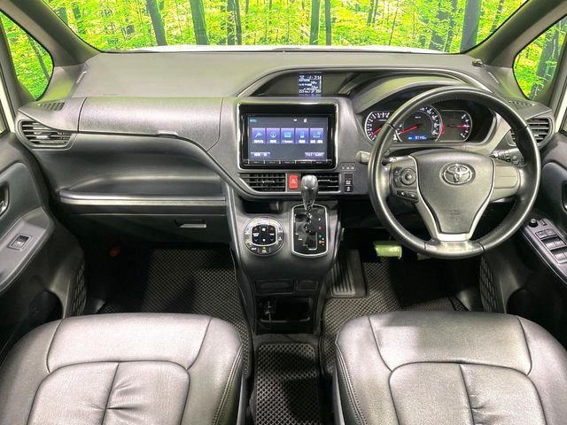 ヴォクシー2.0 ZS 煌