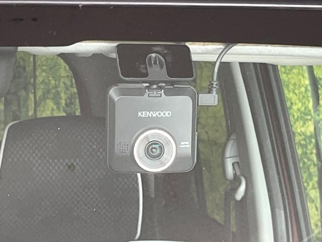 �y�h���C�u���R�[�_�[�z�h���C�u���R�[�_�[����!���s���͂������A������^�]�⎖�̂ɑ��������ہA�f���ŋL�^���A����̃��X�N�ɔ����܂��B���L�^�pSD�J�[�h�͂��q�l�����g�ł��������������K�v������܂��B