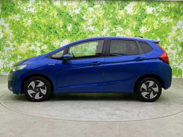 フィット1.5 ハイブリッド Fパッケージ