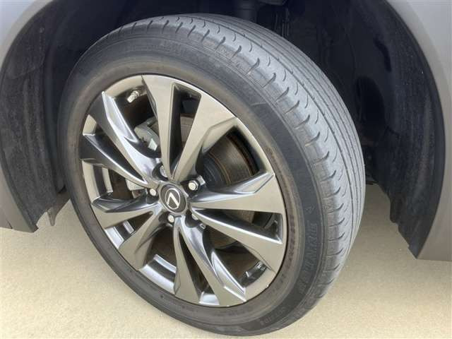 UX250h Fスポーツ