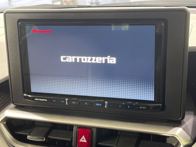 【ナビゲーション】使いやすいナビで目的地までしっかり案内してくれます。各種オーディオ再生機能も充実しており、お車の運転がさらに楽しくなります!!