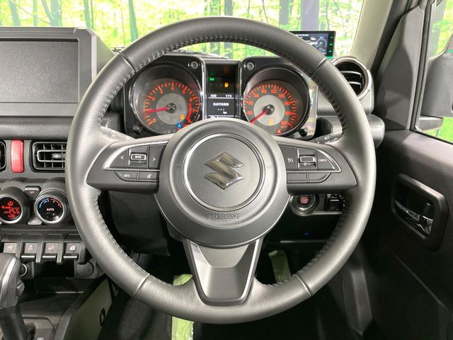 �y�����v�����X�e�A�����O�z�㎿�Ȋv���g�p���邱�ƂŁA��ɂ����������݂ƂĂ��^�]���₷���n���h���ł���