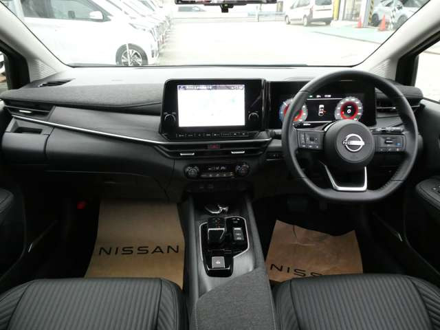 ノートオーラ1.2 G レザーエディション