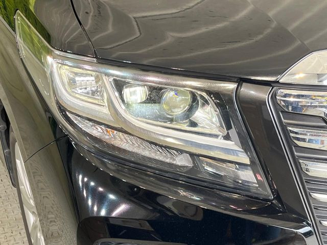 �yLED�w�b�h���C�g�z���V����ԑ��s�����ǍD�Ȏ��E���m�ۂ����S���ĉ^�]�ł��鍂�P�xLED�w�b�h���C�g�𑕔�!�_�����x�������A����d�͂��}�����Ă��܂��B