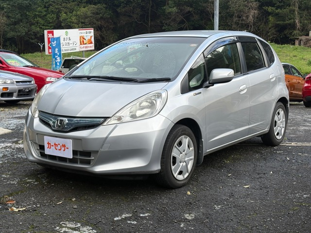 フィットハイブリッド1.3 10th アニバーサリー