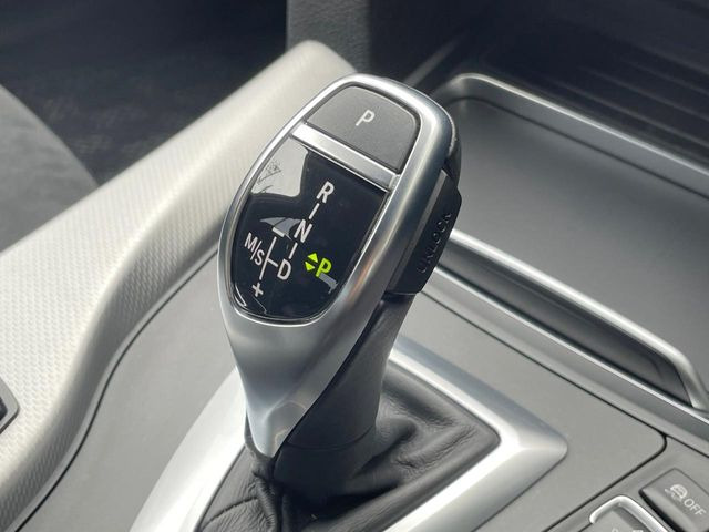 ��MT���[�h�t��AT:�ʏ�͎����ł����Ȃ���ϑ�(�M�A�`�F���W)���h���C�o�[�̑���ɂ���ĈӐ}�I�ɕς�����V�X�e���ł��B����w���i�̃h���C�u�����y���݂��������܂�!