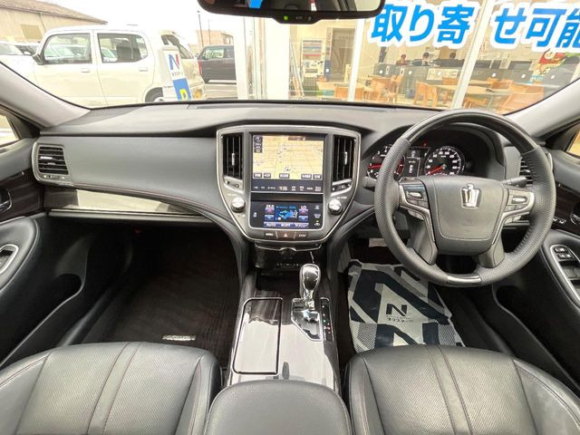 クラウンアスリート