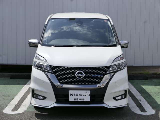 セレナ1.2 e-POWER AUTECH