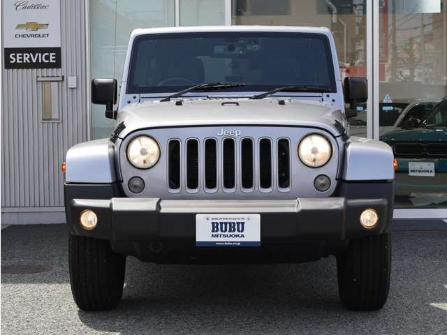 ラングラーアンリミテッド サハラ 4WD