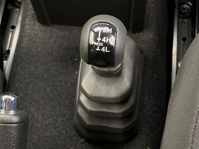 �y�g�����X�t�@�[�z�I�t���[�h��ᓹ�ɓ����������[�h�ւ̐؂�ւ����\�B�������j�����������A�I�����[�h�ȊO�ł����􂵂Ă���܂���