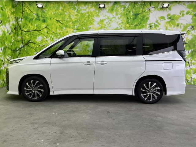 ヴォクシー1.8 ハイブリッド S-Z