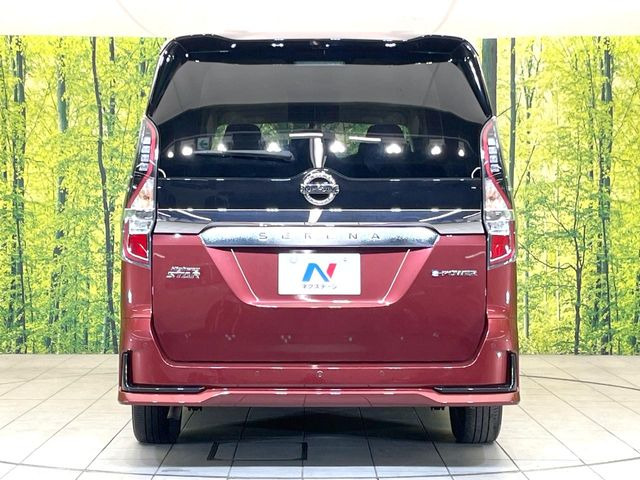 安心の最長10年・走行無制限保証(有償)をご用意。保証内容も充実はもちろん、無料点検&オイル交換や、年中無休の全国・24時間ロードサービスも付帯されておりますのでご安心下さい。