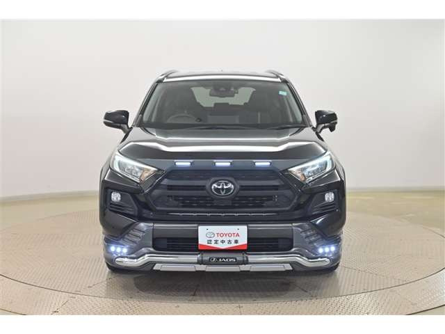 RAV42.0 アドベンチャー 4WD