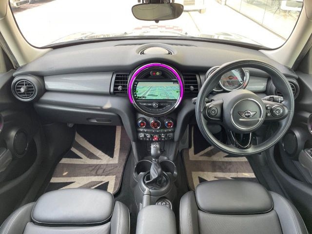 �A���ԃO���[�v���݌ɐ���2,000��!�S���̌n��X���烁�[�J�[�E�Ԏ��킸���Љ�o����̂ŁA���Ȃ��Ƀs�b�^���̂��Ԃ�������͂��ł���܂��͂��₢���킹��������