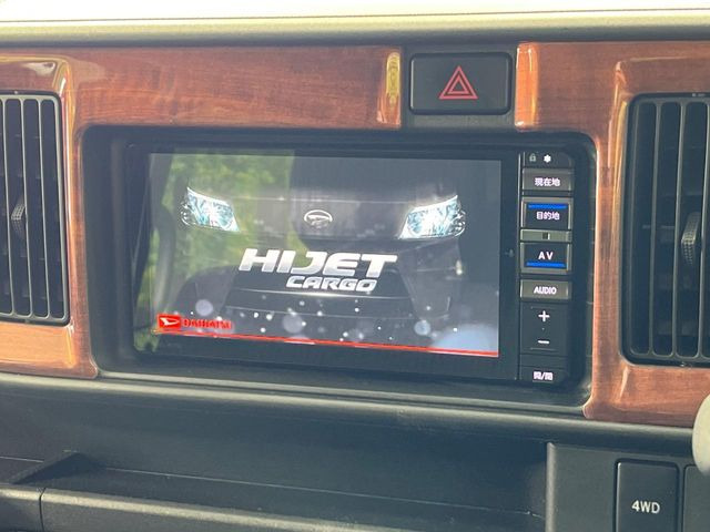 �y�����i�r�z�l�C�̏����i�r�𑕔��B�I�[�f�B�I�@�\���[�����Ă���ABluetooth�ڑ�����΂������̃X�}�z��MP3�v���C���[�̉��y���Đ��\!�����̉^�]������Ɋy�����Ȃ�܂�!!