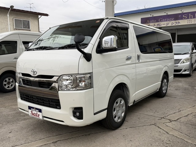 ハイエースバン