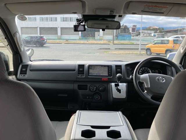 ハイエースバン2.8 DX ロング GLパッケージ ディーゼル 4WD