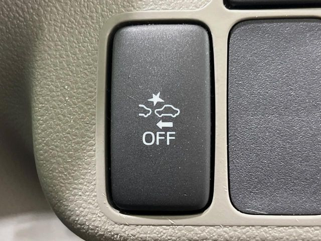 �y�X�}�[�g�A�V�X�g�z���s���ɑO���̎ԗ�����F�����A�Փ˂������Ȏ��͌x��ƃu���[�L�ŏՓˉ���Ɣ�Q�y�����A�V�X�g�B�����S�Ƀh���C�u�����y���݂��������܂��B