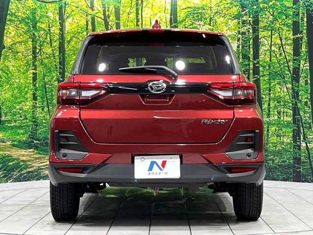 安心の最長10年・走行無制限保証(有償)をご用意。保証内容も充実はもちろん、無料点検&オイル交換や、年中無休の全国・24時間ロードサービスも付帯されておりますのでご安心下さい。