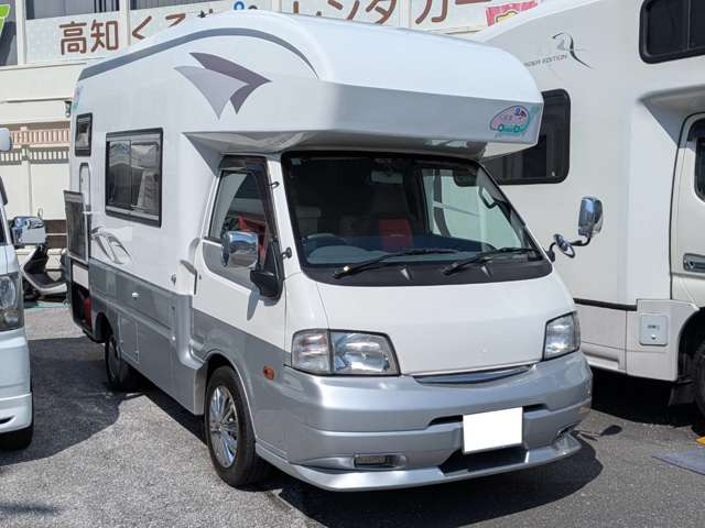 ボンゴトラックキャンピング