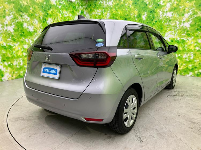 フィット1.3 ベーシック