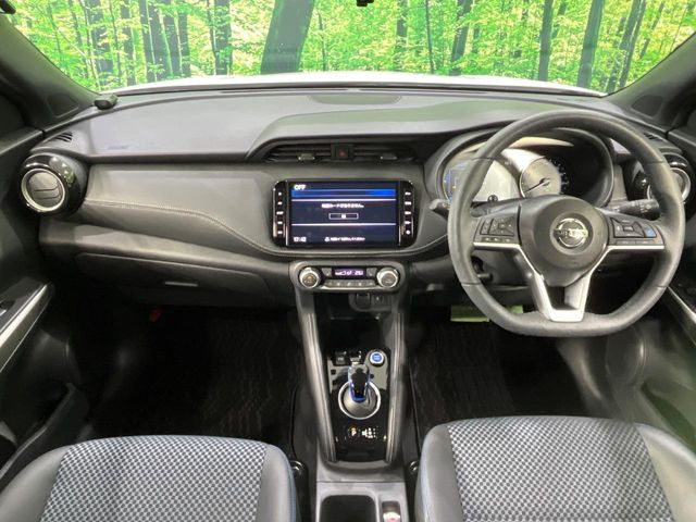 グループ総在庫数約30,000台!!全国の系列店からメーカー・車種問わずご紹介出来るので、あなたにピッタリのお車が見つかるはずです♪まずはお問い合わせ下さい☆