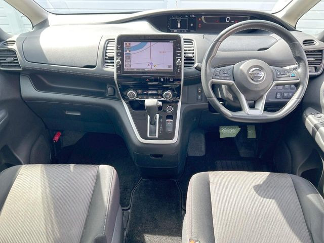 セレナ2.0 ハイウェイスター Vセレクション