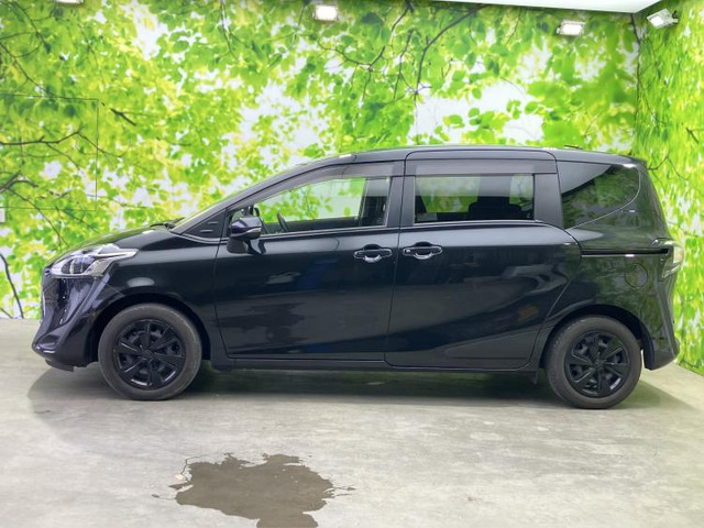 シエンタハイブリッド 1.5 ファンベース G セーフティエディションII