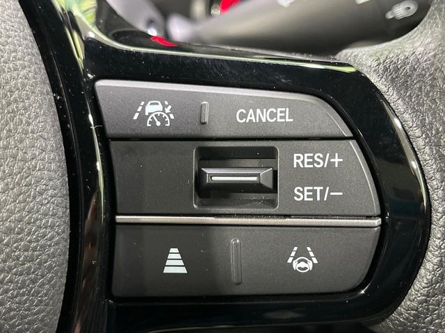 �y�A�_�v�e�B�u�N���[�Y�R���g���[���z�������H�ł̒��������s���y��!!�����ő��x��ۂN���[�Y�R���g���[�����A�Փˌy���V�X�e���ƘA�g���A�O���̎ԗ������m���ĎԊԂ�ۂ悤�ɑ��x���߂��Ă���܂�!!